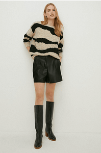 Boucle knitwear by Oasis