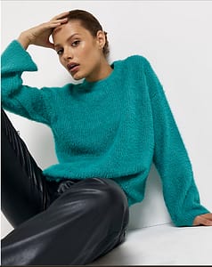 Green fluffy knitwear