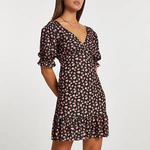 Puff sleeve floral midi by River Island