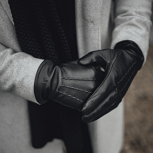 Touchscreen compatible sheep leather gloves